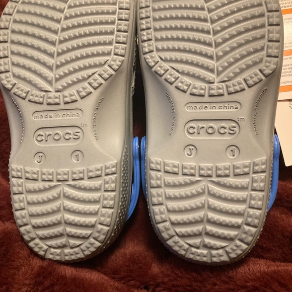 Crocs original boys batman croc. Size 1 - Picture 8 of 9